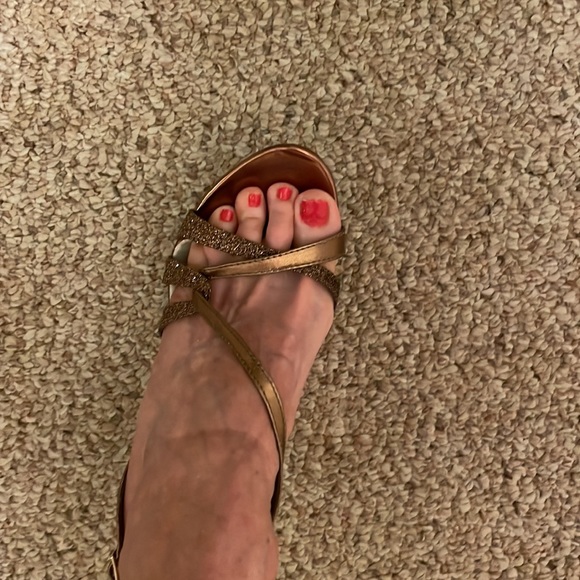 NWT  Bronze gold high-heel platform strappy sandal evening party shoe size 6 NEW - Picture 9 of 11